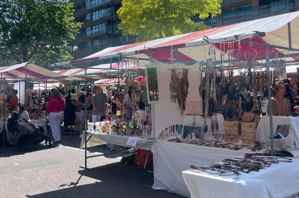 荷蘭景點｜Swan Market 荷蘭也有文創市集可以逛｜設計小物